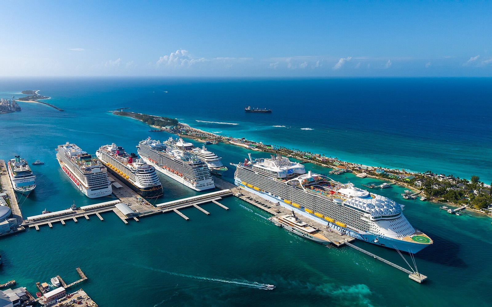 Aerial view of cruise ships docked in Nassau Harbour, Bahamas